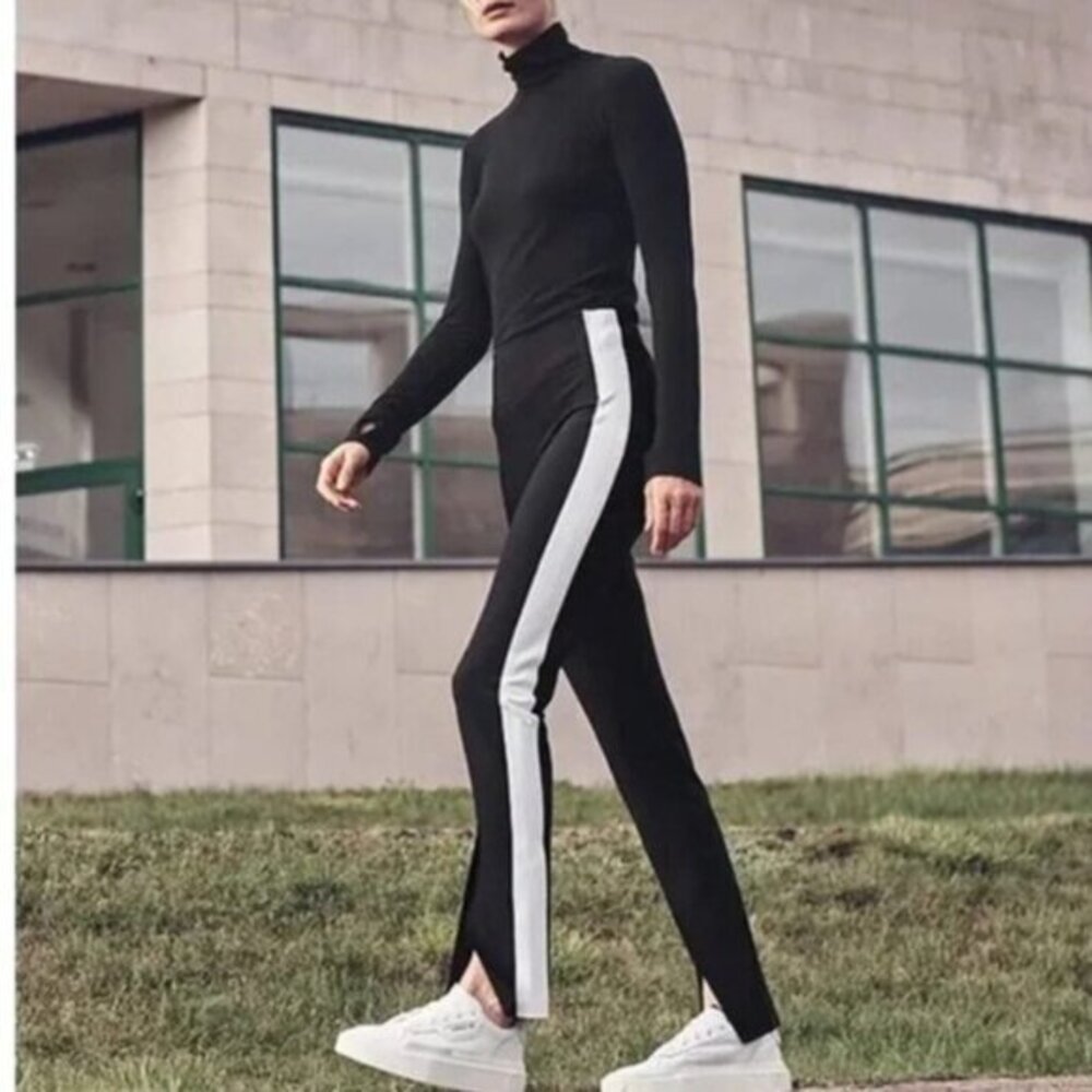 Athleta Interstellar Tight Black and White Striped Women's Pants Size 8